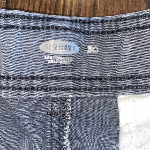 Old navy cargo shorts size 30 - Picture 4 of 7